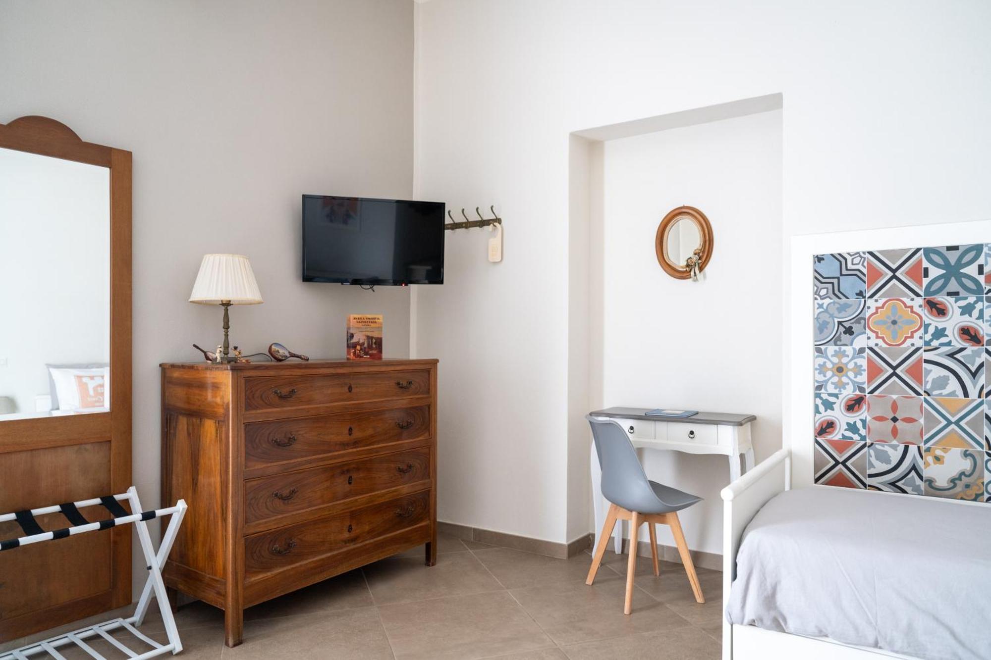 Tinellari Rooms Napoli Ngoại thất bức ảnh