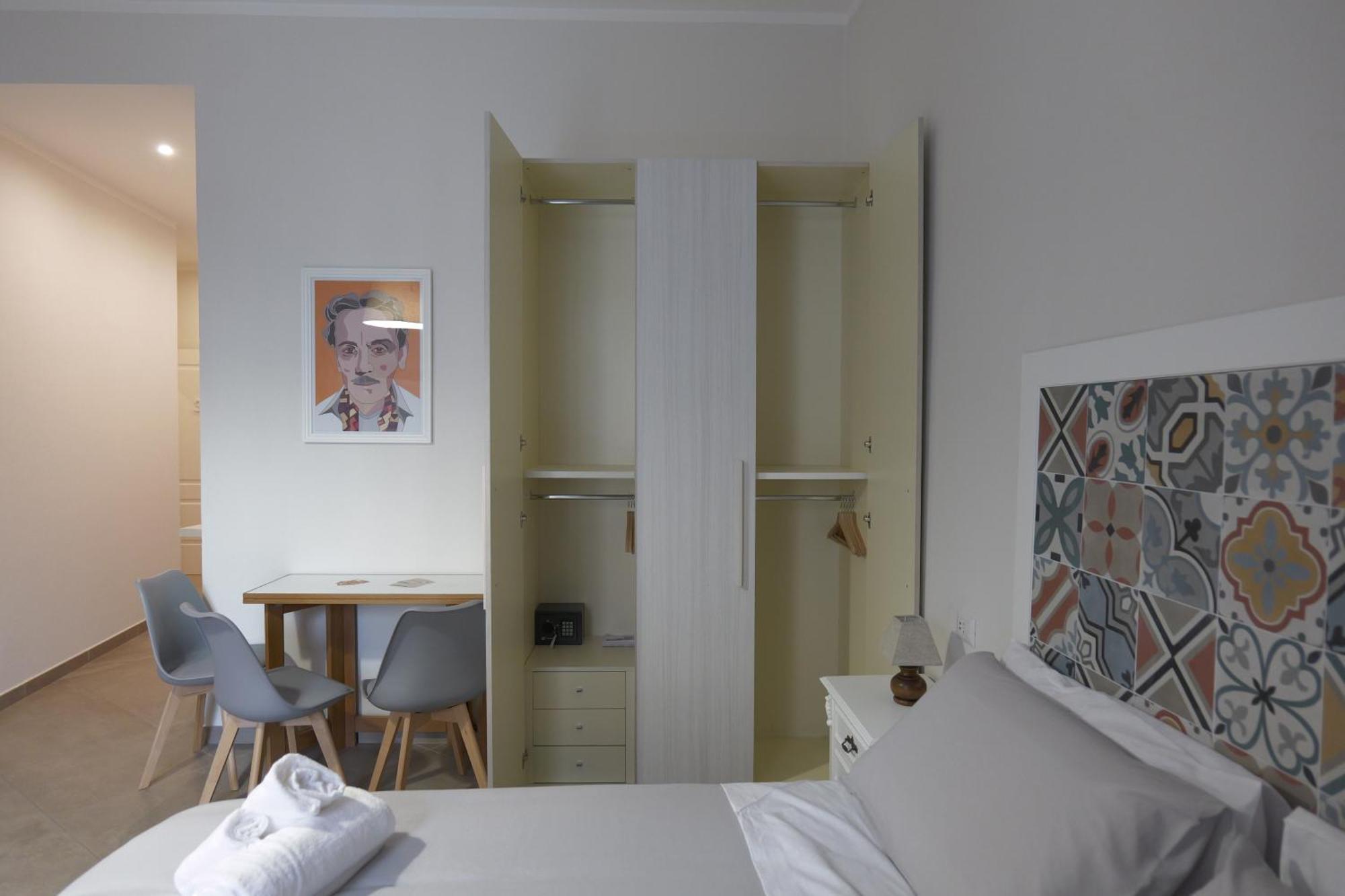 Tinellari Rooms Napoli Ngoại thất bức ảnh